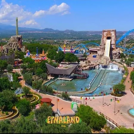 Sunset Valley Village Apartment *