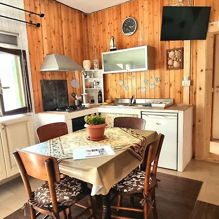 Sunset Valley Village Apartment *